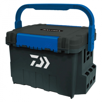 Ящик DAIWA Tackle Box TB9000 цв. Saltiga Blue / Black в интернет магазине Rybaki.ru